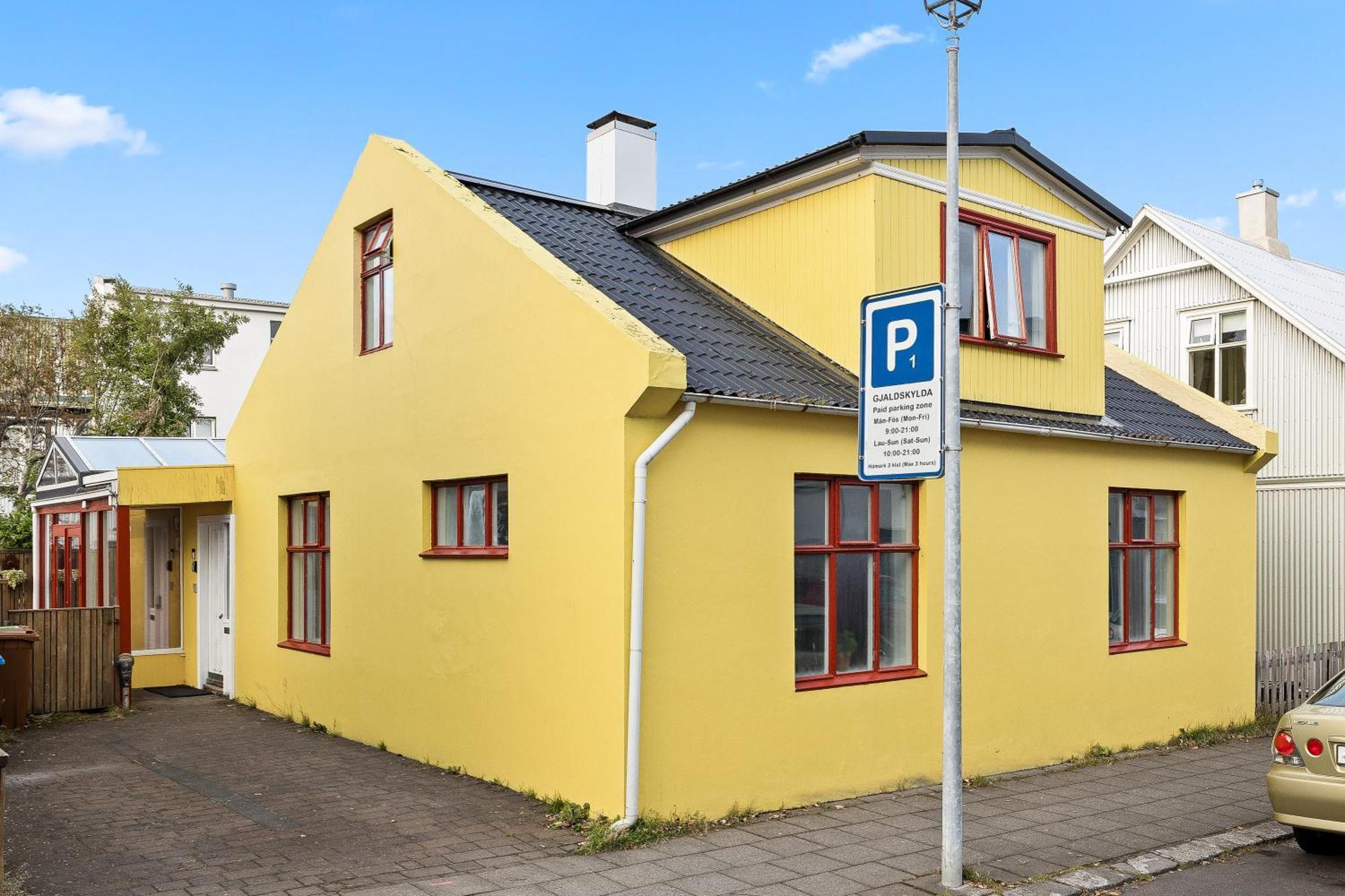 Massive Villa In Downtown Reykjavik With A Sauna ภายนอก รูปภาพ