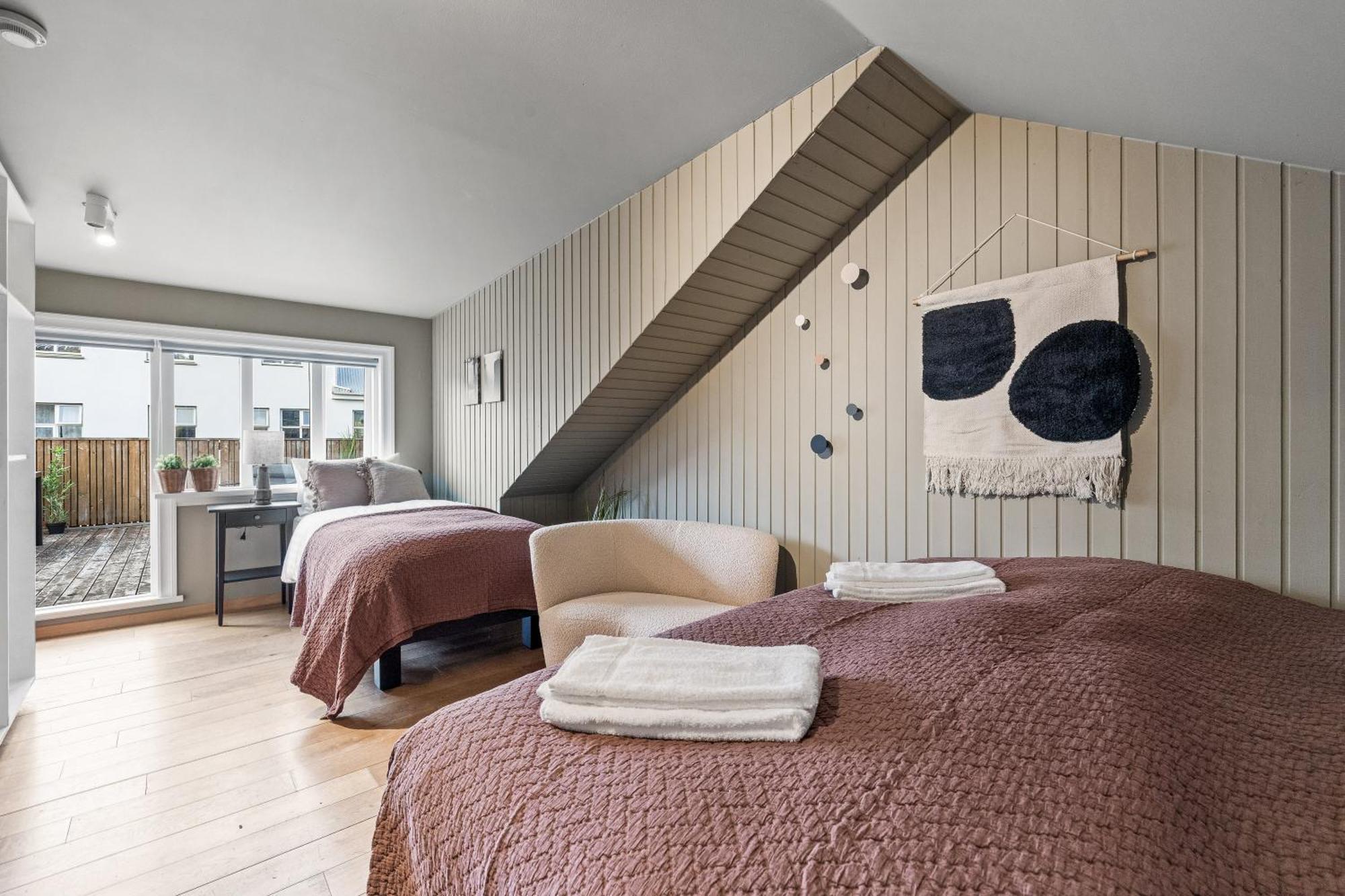 Massive Villa In Downtown Reykjavik With A Sauna ภายนอก รูปภาพ
